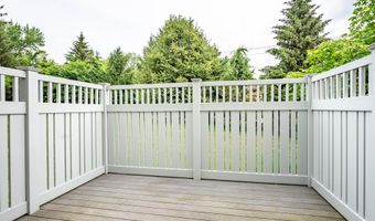 3 Bryn Mawr Ct, Albany, NY 12211