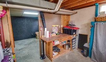 2401 Crislisa Dr, Alton, IL 62002