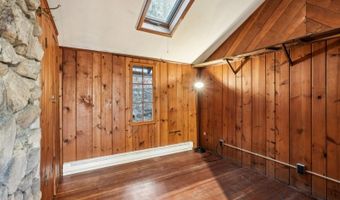 47 Lakeside Dr, Alloway, NJ 07461