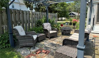 602 Park Ave, Amherst, OH 44001