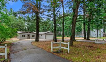 1688 S Aurora Ln, Nekoosa, WI 54457