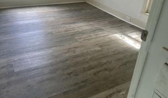 6 Henry St, Amsterdam, NY 12010