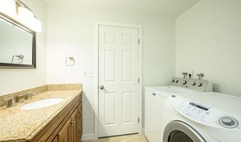 705 GOUCHER St, Amity, OR 97101