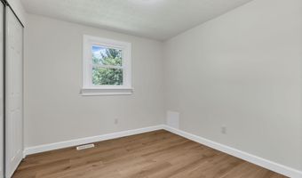 2208 Pine Knoll Ave, Columbus, OH 43229