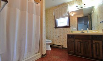 1967 Cub Creek Rd, Appomattox, VA 24522