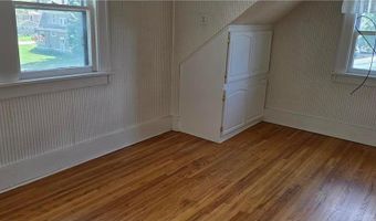 309 5th St SW, Austin, MN 55912