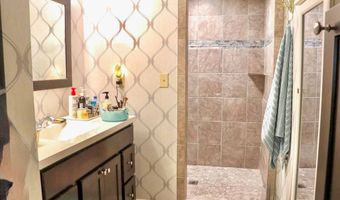 841 Coleman Dr, Anniston, AL 36207