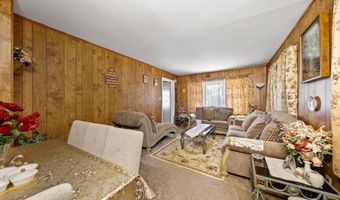 1 PAGE Ave, Barrington, NJ 08007