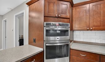 236 Elm St, Albany, NY 12202