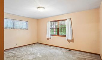 2410 State Ave, Ames, IA 50014