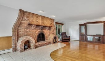 22806 W Loon Lake Blvd, Antioch, IL 60002