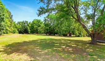 601 Riverview Dr, Altavista, VA 24517