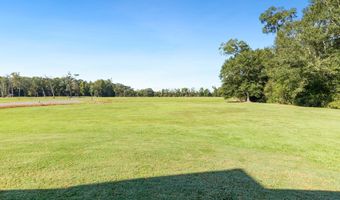 1090 Sandy Ln, Arnaudville, LA 70512