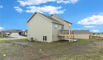 1640 Grayhawk Dr, Basehor, KS 66007