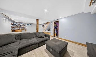 131 Dorset Ave, Albertson, NY 11507