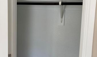 608 Breckenridge Park Dr, Alvarado, TX 76009