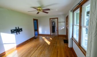 43 Pomeroy Rd, Athens, OH 45701