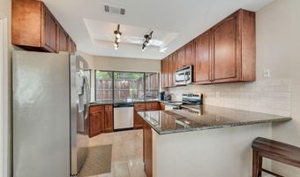 14826 Le Grande Dr, Addison, TX 75001