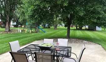 405 Sun Cir, Avon, MN 56310