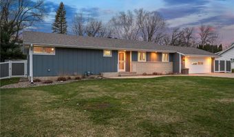 307 21st St NW, Austin, MN 55912