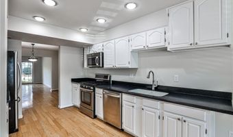 52 Sutton Pl, Avondale Estates, GA 30002