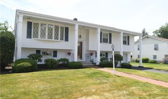 20 Bicentennial Way, North Providence, RI 02911
