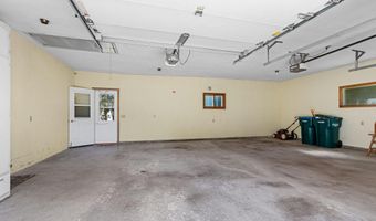 500 W SUNSET Ave, Appleton, WI 54911