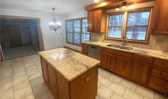 8906 138th Street Ct, Apple Valley, MN 55124