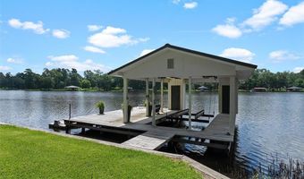 3215 Cypress Village Dr, Benton, LA 71006