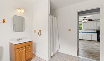 556 N Bennington Rd, Bennington, NH 03442