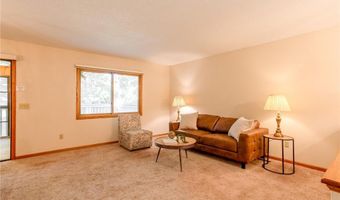 8567 Xenium Ln N, Maple Grove, MN 55369