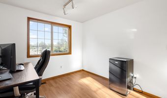 3147 NE Purcell Blvd, Bend, OR 97701