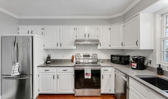 40 Sheridan St, Barre, VT 05641