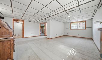 1358 E 27th St, Ashtabula, OH 44004
