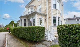 26 Cliff Ave 2, Newport, RI 02840