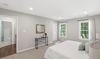 7832 FORDSON Rd, Alexandria, VA 22306