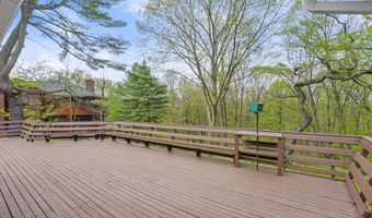 15 Pleasant View Pl, Old Greenwich, CT 06870