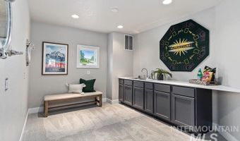 889 E Chardie Rd, Boise, ID 83702