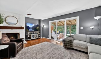 48 WINGED FOOT Dr, Reading, PA 19607