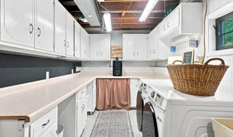 301 Walnut Ln, Apple Valley, MN 55124