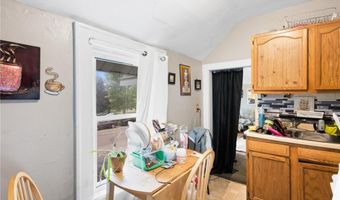 321 6th Ave E, Alexandria, MN 56308