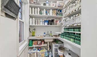 721 E River Rd, Anoka, MN 55303