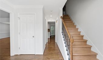 620 Brook Landing Ct, Alpharetta, GA 30005