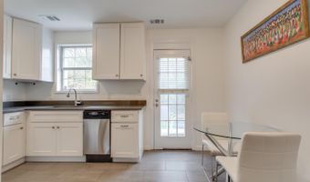 2707 WALTER REED B, Arlington, VA 22201