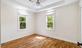 804 NW B St, Bentonville, AR 72712