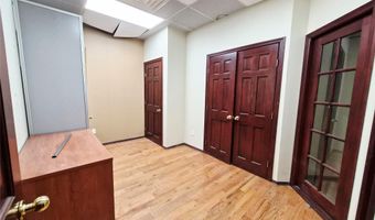 121 W Oak St Ste 2, Amityville, NY 11701
