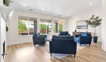 15305 Lookout Rd, Apple Valley, CA 92307