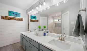 126 Sea View Dr, Aransas Pass, TX 78336