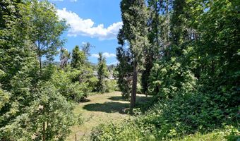 38149 MCKENZIE Hwy, Springfield, OR 97478