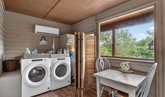13696 NW Shuman Ferry Rd, Altha, FL 32421